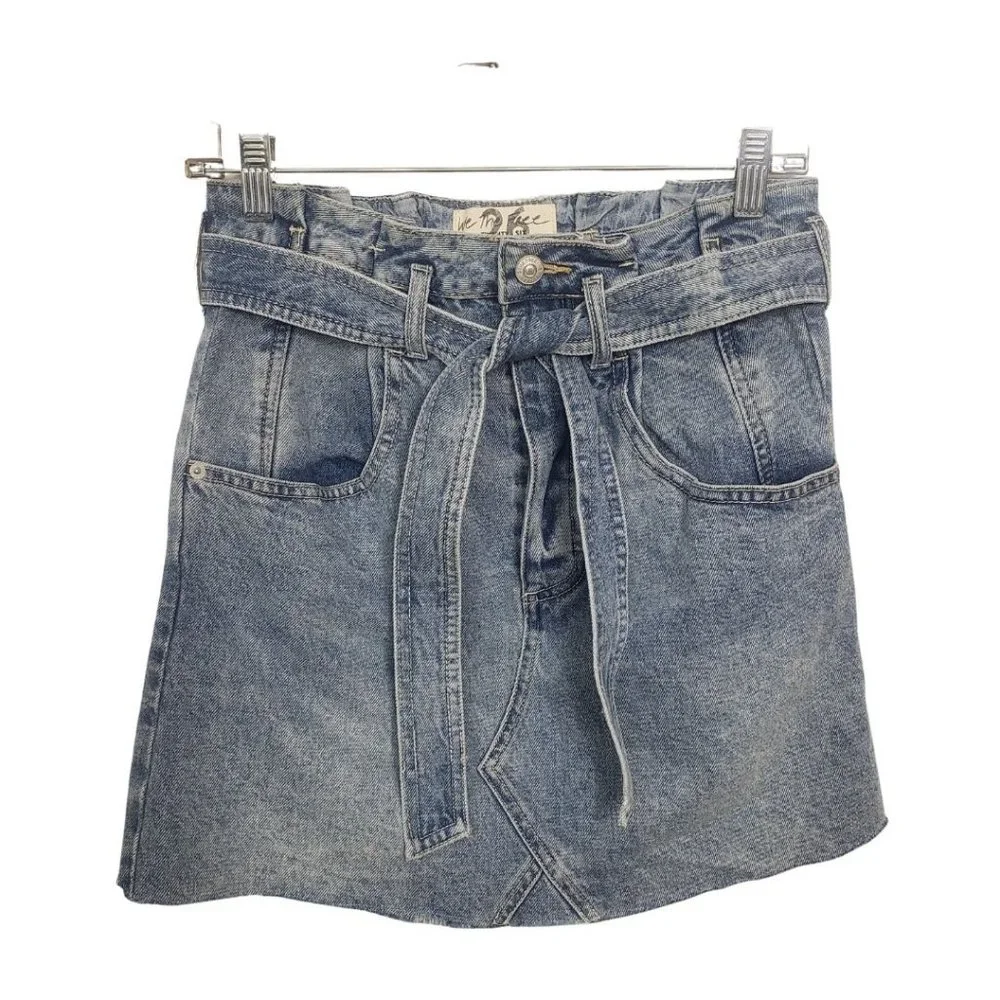 We The Free East of Eden Blue Denim Paperbag Skirt Button Fly Raw Hem Size 26 - Picture 3 of 12